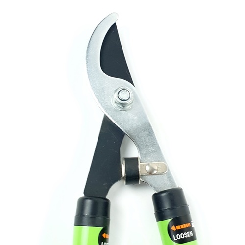 Tree’O กรรไกรตัดกิ่งไม้ใหญ่ ยืดได้ รุ่น TL2023 ขนาด60-93ซม. สีเขียวดำ