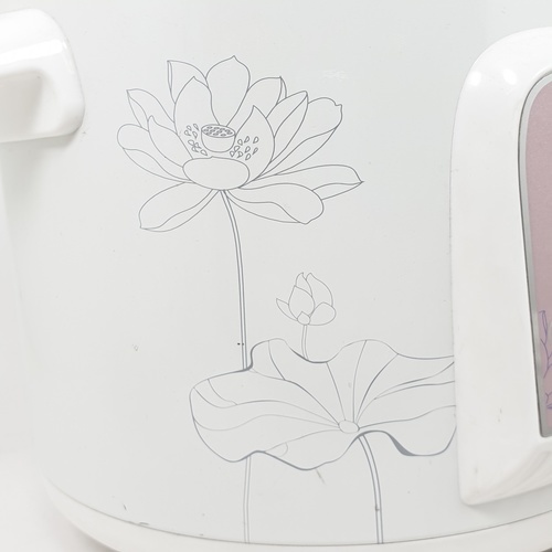 KENKO หม้อตุ๋นระบบไมโครคอมพิวเตอร์ ขนาด 4 ลิตร DDG-40MT สีขาว