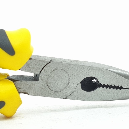 HUMMER คีมปากแหลม รุ่น JR-QZ014-S 7นิ้ว