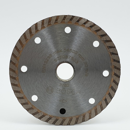 BOSCH ใบเพชร 4 นิ้ว Turbo Universal ตัดแห้ง #740
