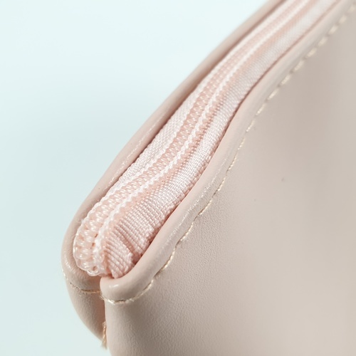 USUPSO กระเป๋าเครื่องสำอางทรง 3 เหลี่ยม-ชมพู (#BF9)