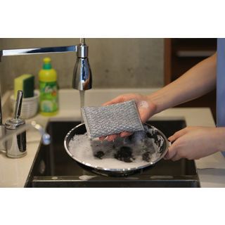 POLY-BRITE ฟองน้ำใยขัดอัลตร้าซิลเวอร์ ขนาด 9x13x2 ซม. 6ชิ้น/แพ็ค รุ่น 415-6 สีเงิน