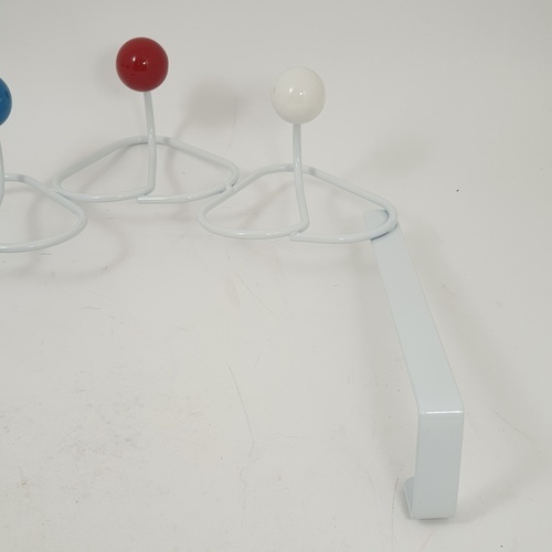 Iris ขอแขวนผ้าสแตนเลส 5 ขอ รุ่น GZC053   สีขาว