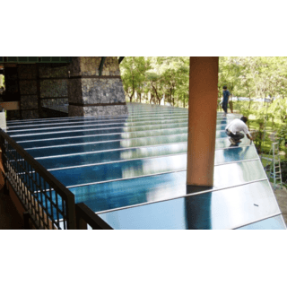 WELLINGTON อุปกรณ์โพลีคาร์บอเนต  H 6มม.ยาว 6เมตร สีใส