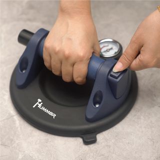 HUMMER ตัวดูดกระจกพลาสติก 1 ขา มีเกจวัด รุ่น JCH017 สีน้ำเงิน-ดำ