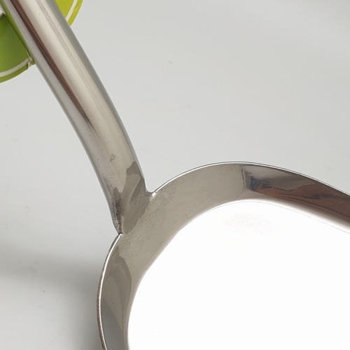 SEAGULL ตะหลิวกลาง 100304210 สีโครเมี่ี่ยมด้ามดำ