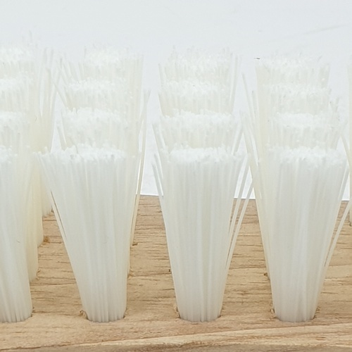 ตราสมอ แปรงซักผ้าสีนมเล็ก ขนาด 4.9x16.3x4 ซม. รุ่น 081101