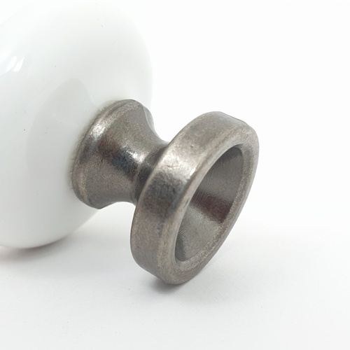 ปุ่มจับเฟอร์นิเจอร์ 31x30มม. 481.22.023