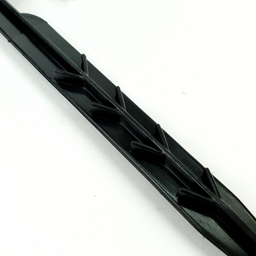 Super Products RP 25 ขาปักยึดท่อ 25 มม. สูง 20ซม. (10 อัน/แพ็ค)