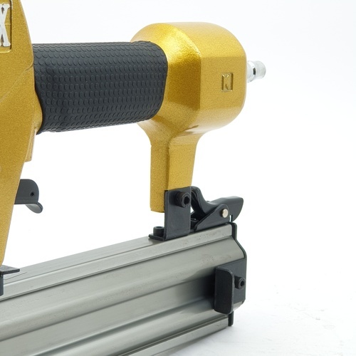 EUROX GOLD ปืนลมยิงตะปู รุ่น FST50