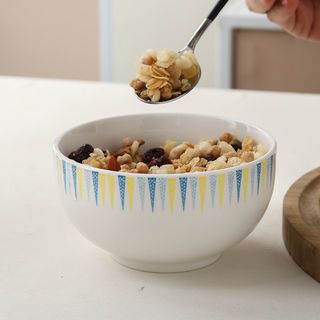 ADAMAS ถ้วยเซรามิค 4.5 นิ้ว ลายสามเหลี่ยม ALIN สีขาว