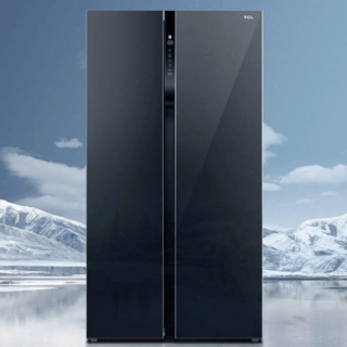 TCL ตู้เย็น SIDE BY SIDE ขนาด 22.3 คิว รุ่น RT62GPSBD สีดำกระจก