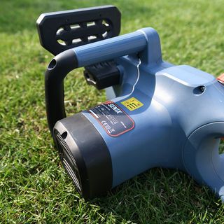 SENIX เลื่อยโซ่ไฟฟ้า 11.5นิ้ว 650W รุ่นCSE18-L-EU สีน้ำเงินดำ