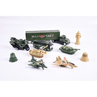 TOYS ชุดของเล่นพาหนะเซตทหาร บรรจุ7คัน สีเขียว#878-5A(45x6x32ซม.)
