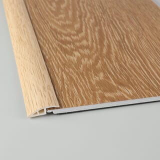 MAC ตัวจบต่างระดับT1 ขนาด28x5.5มม. ความยาว 2 เมตร  WD1 สีโอ๊ค CKT013