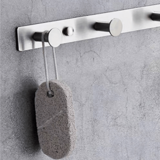 Verno ขอแขวนสแตนเลส 304 3 ขอ รุ่น HC17 ขนาด 3×20×5 ซม. สีเงิน