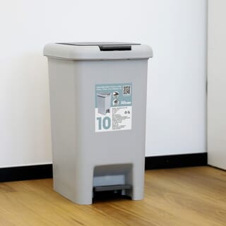 ICLEAN ถังขยะเหยียบเหลี่ยม Prensa 10 ลิตร  รุ่น TG51788G ขนาด 20x27.5x34.5 ซม. สีเทา