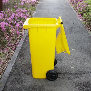 KLEANZY ถังขยะเทศบาลฝาสวิงทรงเหลี่ยม 120 ลิตร ขนาด 57x46x93-106 ซม. รุ่น TG51804H-YL สีเหลือง (ขยะรีไซเคิล)