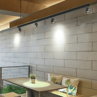 EILON แทร็กไลท์ LED หน้าสี่เหลี่ยม  6W รุ่นTP-STL-B6WW แสงวอร์มไวท์ สีดำ