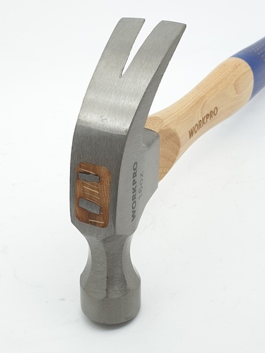 WORKPRO ค้อนด้ามไม้ฮิกคอรี่ รุ่น W041023 16ออนซ์