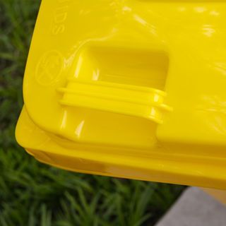 ICLEAN ถังขยะเทศบาลฝาเรียบทรงเหลี่ยม 240 ลิตร รุ่น TG51805-YL ขนาด 74x59x100 ซม. สีเหลือง (ขยะรีไซเคิล) 1/4