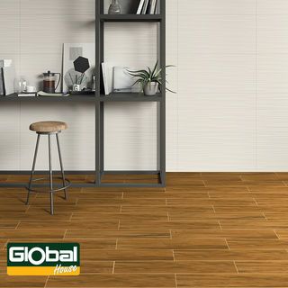 Marbella กระเบื้องเซรามิคปูพื้น 15x90 ซม. DGD915763 สีไม้โอ๊ค Satin (8P) 1.08 ตร.ม./กล่อง