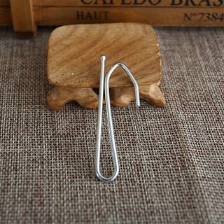 DAVINCI ตะขอเกี่ยวผ้าม่าน รุ่น Kira (10 ชิ้น/แพ็ค) ขนาด 6.8x2.1x0.20 ซม. สีเงิน