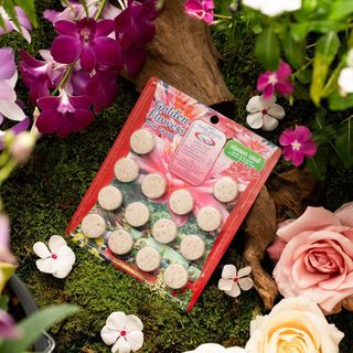 GOLDEN FLOWERS ปุ๋ยบัวสูตร เร่งดอก เร่งสี GOLDEN FLOWERSS