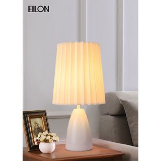 EILON โคมไฟโมเดิร์นตั้งโต๊ะ 6w รุ่น fluffy fan-2501 สีขาว