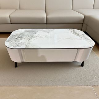 DELICATO โต๊ะกลางหน้าท็อปหินอ่อน รุ่น ZENO ขนาด 130x70x40 ซม. สีเทามิสต์เกรย์