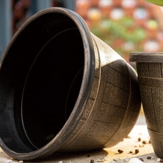 Tree O  กระถางต้นไม้ทรงถังไม้ 8นิ้ว รุ่น AM008 ขนาด 20.3*13.9ซม.  สีไม้ 