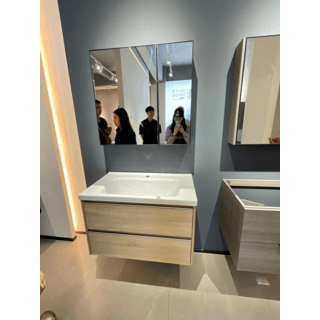 Verno ชุดเคาน์เตอร์อ่างล้างหน้าplywood พร้อมตู้กระจก 80x47x51.5 cm. รุ่น เมร่อน TG1-80 สีไม้ (½)