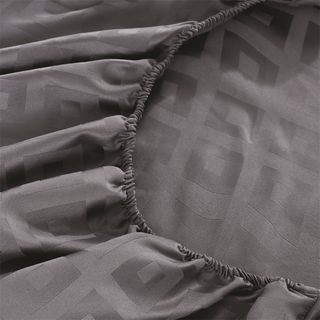 TRUFFLE ชุดเครื่องนอนพร้อมผ้านวม 6 ชิ้น รุ่น Kuro-01 ขนาด 5ฟุต สีเทา