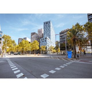 KLEANZY ถังขยะเทศบาลฝาสวิงทรงเหลี่ยม 240 ลิตร (74x59x100 ซม.) รุ่น Ozil TG51805-BUสีน้ำเงิน