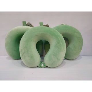 KOJI หมอนรองคอตัวยู สีเขียว #JS6ขนาด 26x18x15.5ซม.