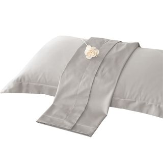 Truffle ปลอกหมอน 1 ชิ้น รุ่น Rina-02 ขนาด 50x75+5ซม. สีเทา