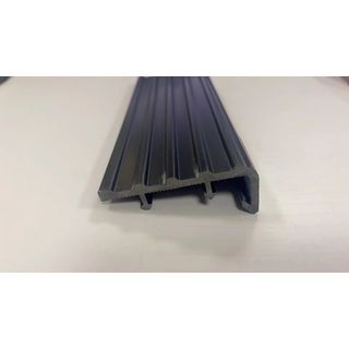 MAC จมูกบันได PVC หน้ากว้าง 38 มม. ยาว 2 เมตร รุ่นDF38-20B2 สีดำ