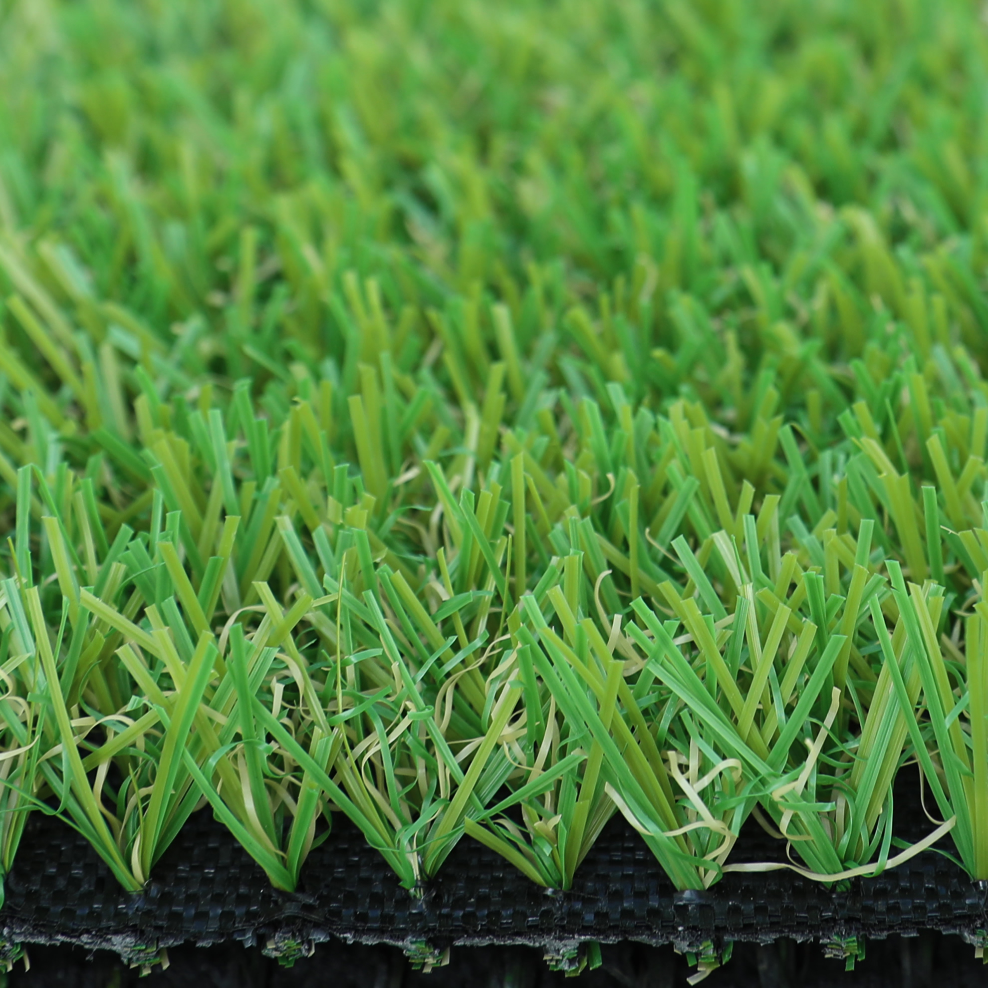 Tree O หญ้าเทียม ขนหญ้ายาว 20มม. ขนาด 2X5M รุ่นBNJ202130084-54203 สีเขียว 4 โทนสี