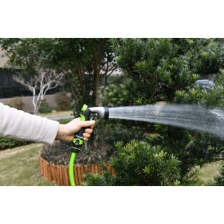 Tree O Plus ปืนฉีดน้ำเหล็กปรับ5รูปแบบ พร้อมข้อต่อสวมเร็ว รุ่นGLB-8204-0 สีเขียวดำ