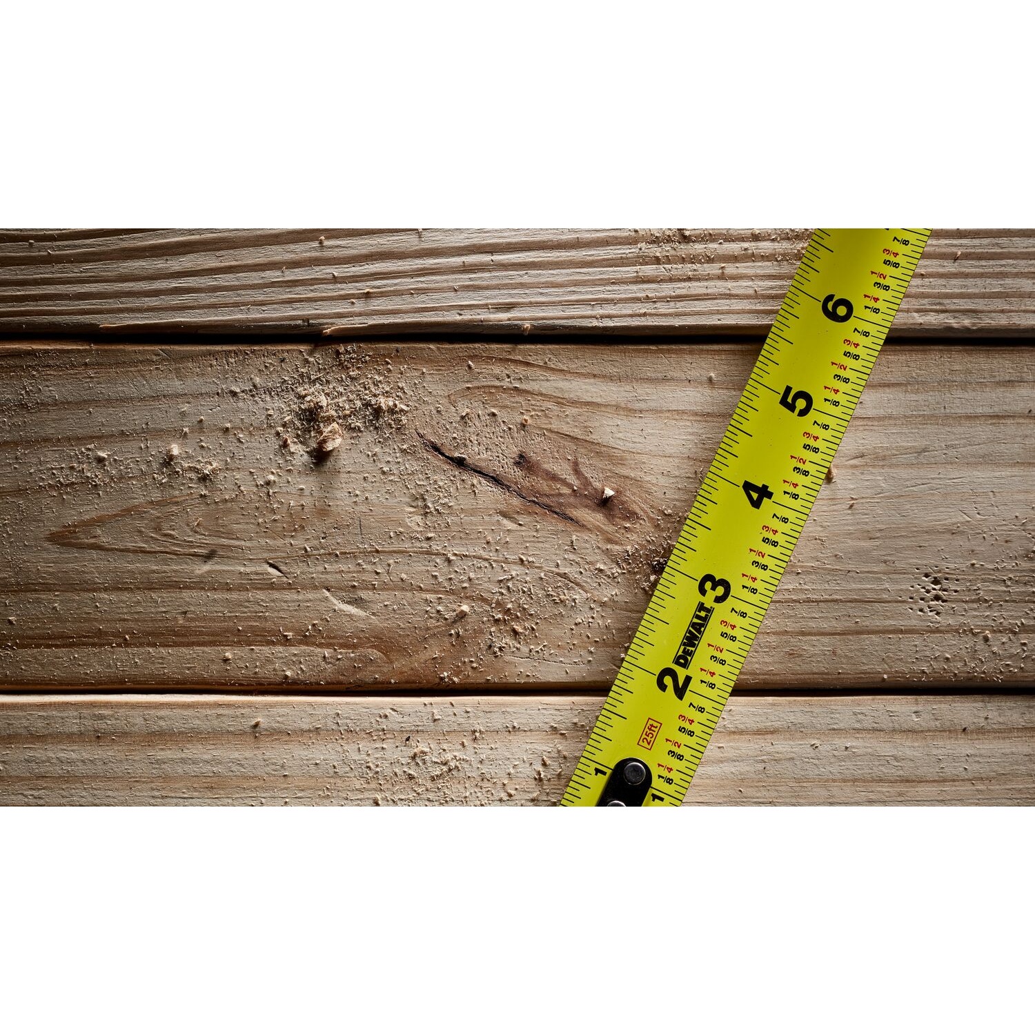 DEWALT ตลับเมตร 8M Atomic(Finger Lock) รุ่น DWHT38118-30