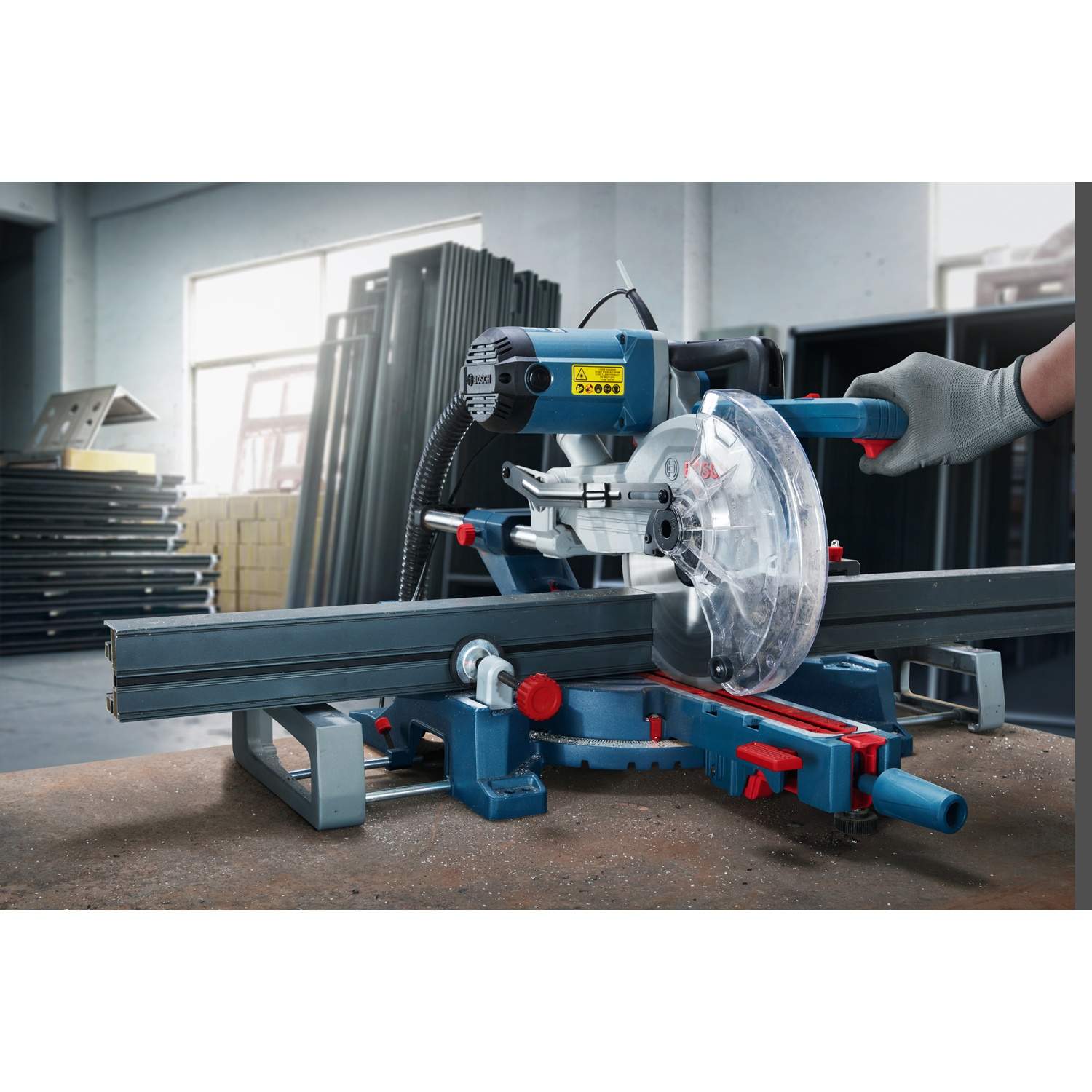 BOSCH แท่นตัดองศา 1750W รุ่น GCM 254