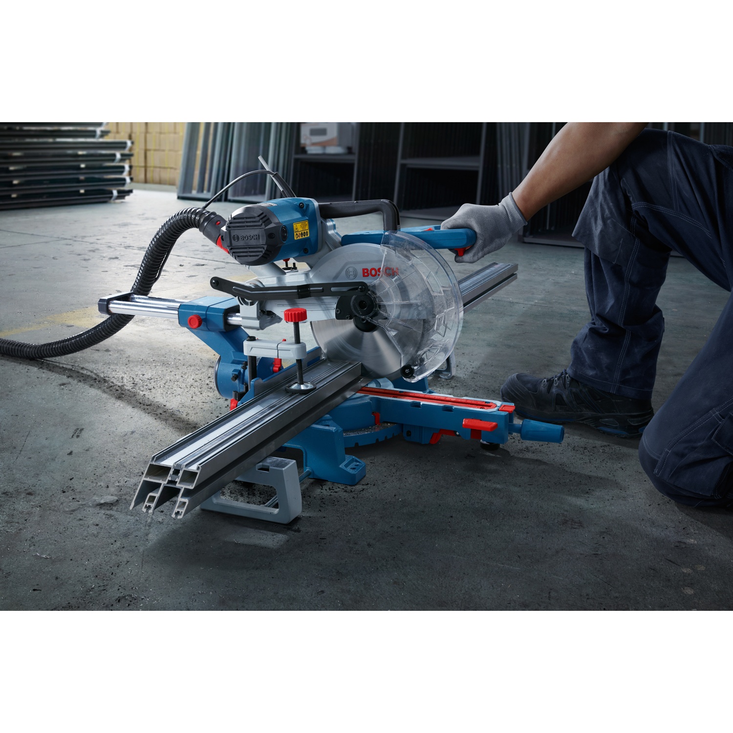 BOSCH แท่นตัดองศาสไลด์ รุ่น GCM 254 D