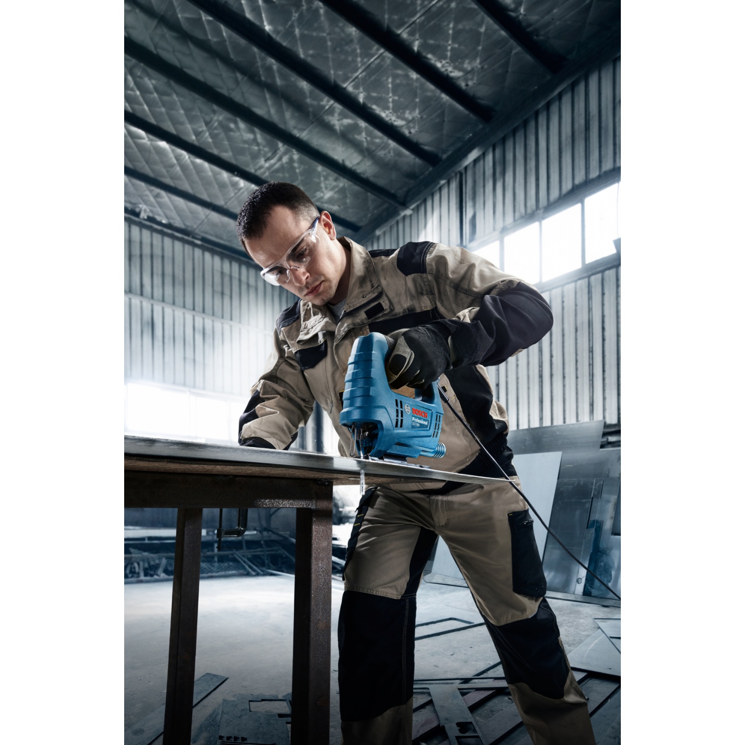 BOSCH เลื่อยจิ๊กซอว์ 65mm 500W รุ่น GST680