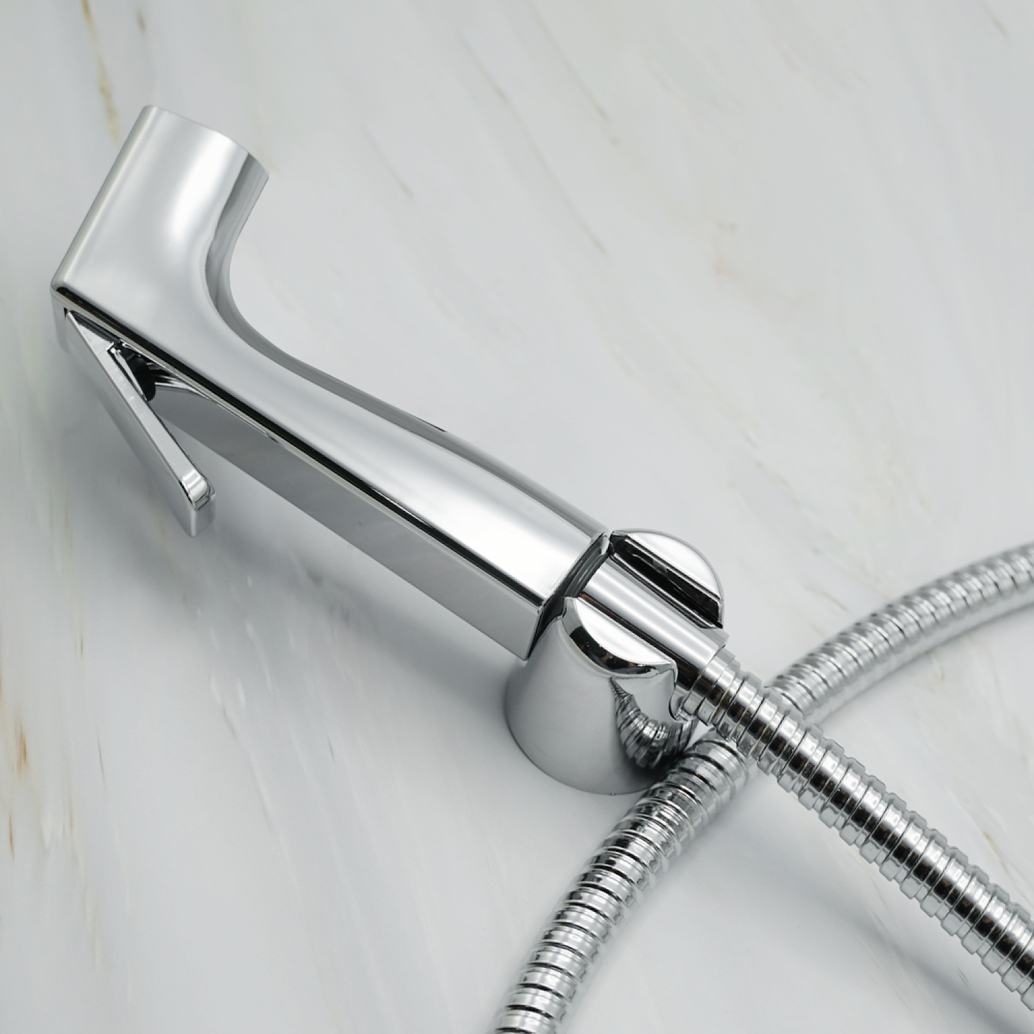 Verno ชุดสายฉีดชำระสีโครเมี่ยม New Design พร้อมสายยาว 120 cm.VN-28109