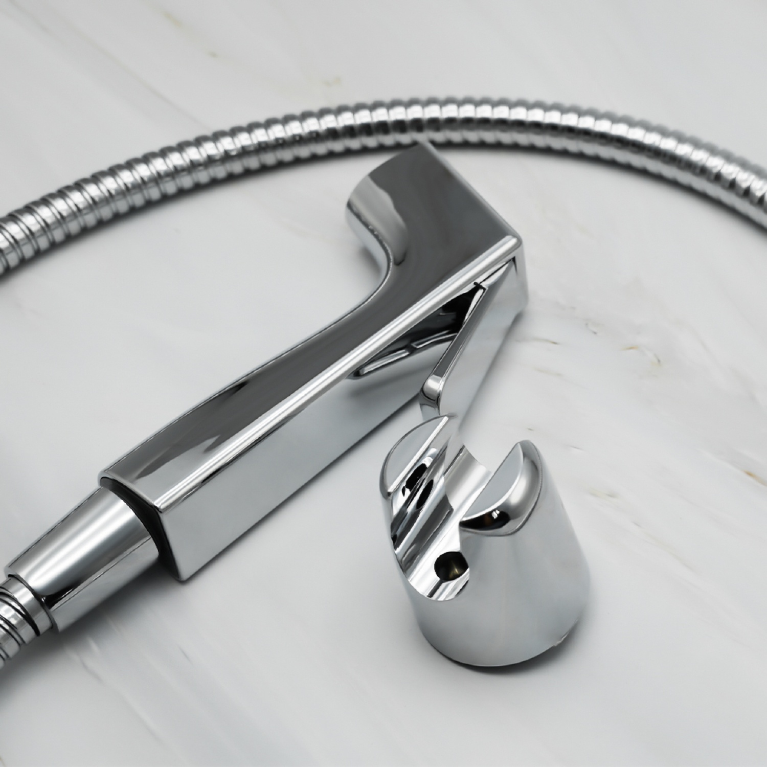 Verno ชุดสายฉีดชำระสีโครเมี่ยม New Design พร้อมสายยาว 120 cm.VN-28109