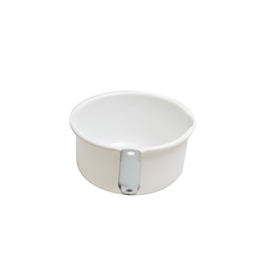 RUENGWA ขันน้ำพลาสติกมีด้าม รุ่น 9314 ขนาด 18.4x31x9 ซม. สีขาว