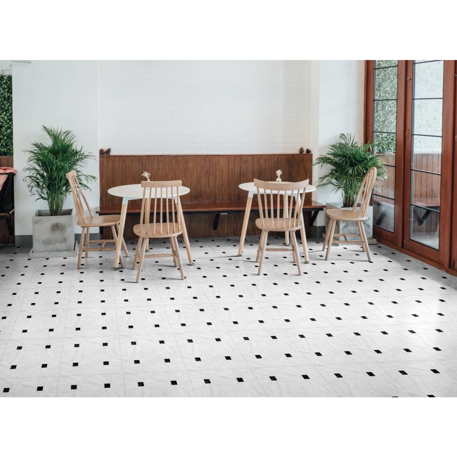 Marbella กระเบื้องเซรามิคปูพื้น 40X40 ซม. รุ่น เอเมียร์ ขาว หน้าเงา (6P)