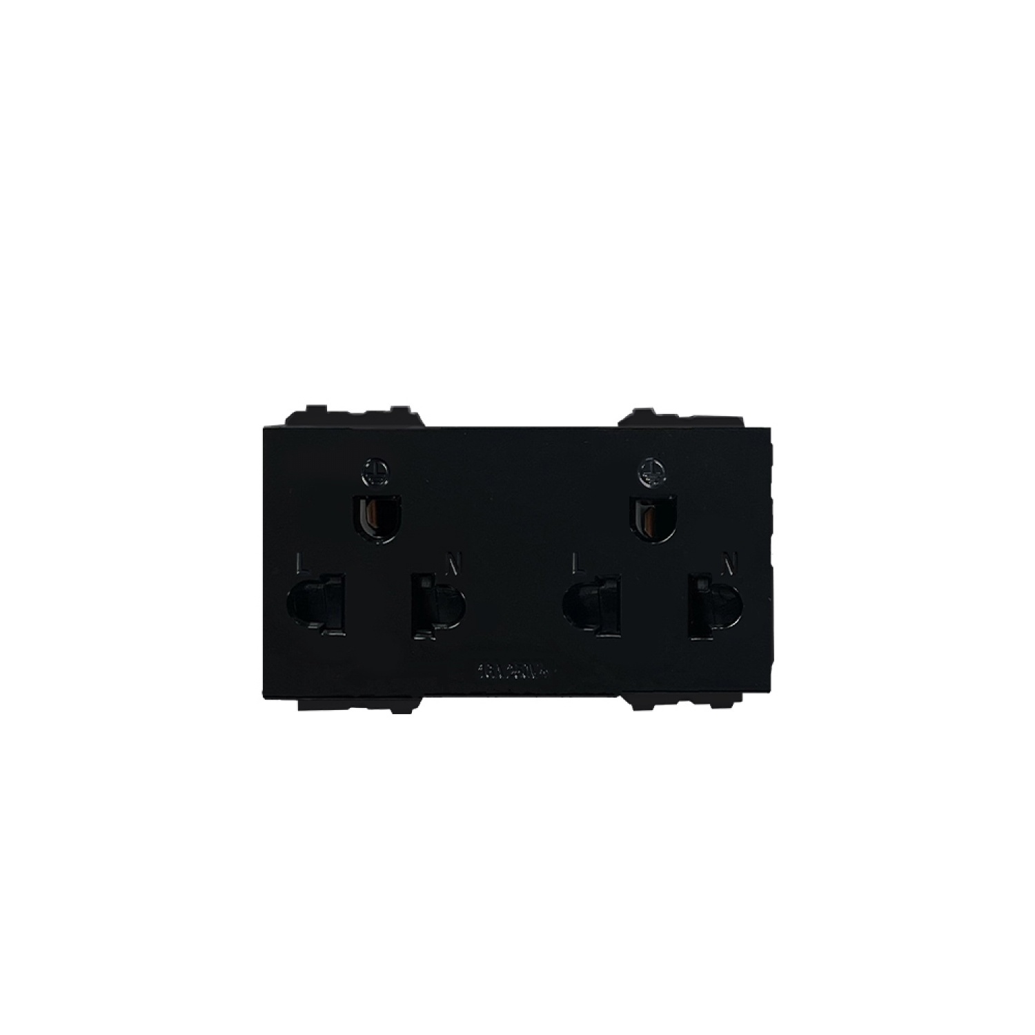 G-power เต้ารับกราวด์คู่ ขากลมแบน แนวตั้ง 16A พร้อมม่านนิรภัย 3 ช่อง สีดำ 