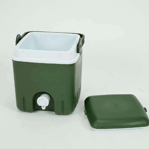 EVEREST COOLER BOX กระติกเหลี่ยมมีก๊อก 4 ลิตร สีเขียวทหาร