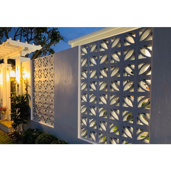 วีบล็อค อิฐบล็อกช่องลมลาย ลายใบไม้ ขนาด 19x19x9ซม.